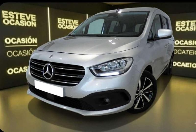 Gris Usado 2023 Mercedes 180 Berlina | 22.990 € (Super precio) - Imagen 1/4