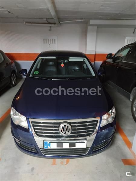 Usado VW Passat Highline 200 CV (147 kW) 2009 Azul Berlina