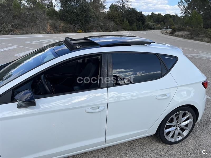 Usado Seat Leon FR 150 CV (110 kW) 2017 Blanco Berlina