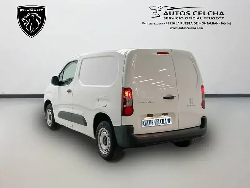 Usado Peugeot Partner 98 CV (72 kW) 2022 Blanco Monovolumen