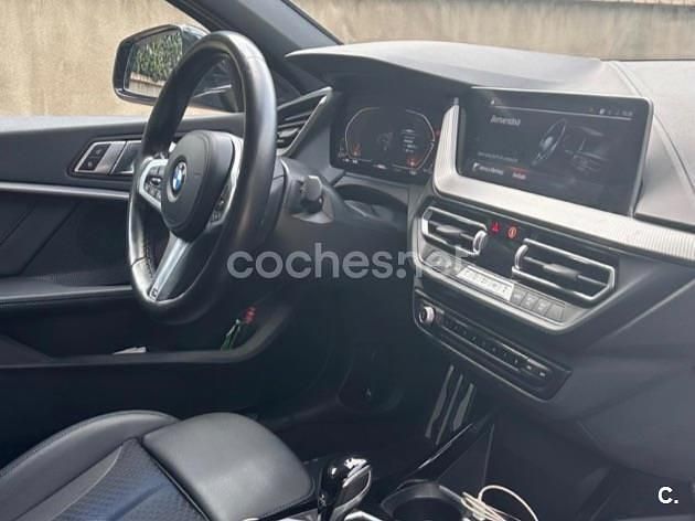 Usado BMW 118 M Sport 150 CV (110 kW) 2022 Negro Utilitario