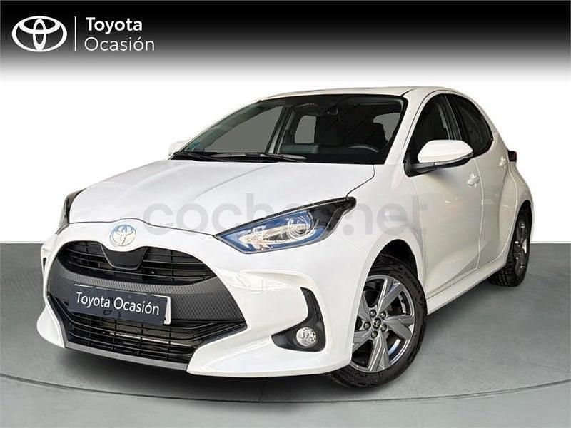 Usado Toyota Yaris Hybrid Active 116 CV (85 kW) 2025 Blanco Berlina