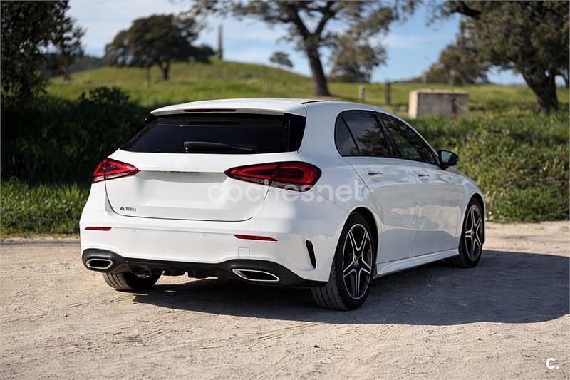 Usado Mercedes A180 109 CV (80 kW) 2019 Blanco Berlina