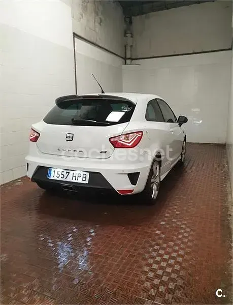 Usado Seat Ibiza SC CUPRA 180 CV (132 kW) 2013 Blanco Utilitario