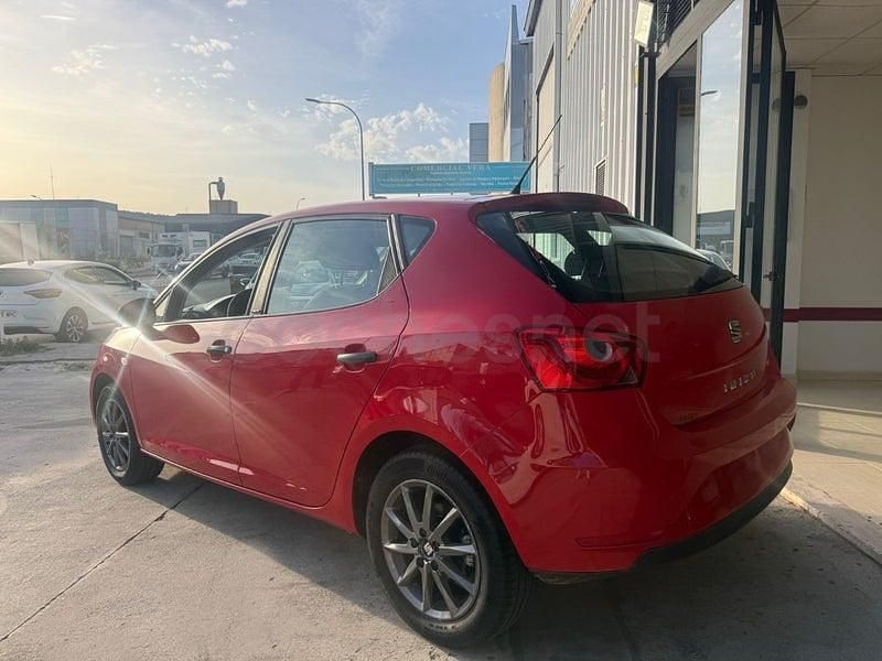 Usado Seat Ibiza I-Tech 85 CV (62 kW) 2015 Rojo Berlina