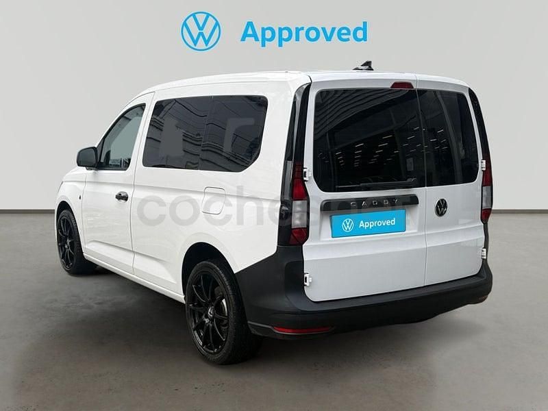 Usado VW Caddy California 102 CV (75 kW) 2022 Blanco Monovolumen