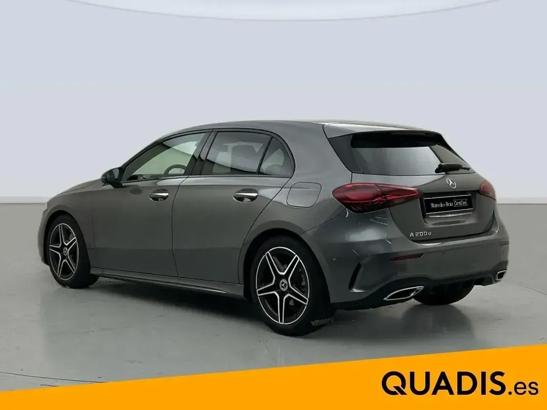 Usado Mercedes A200 150 CV (110 kW) 2024 Gris