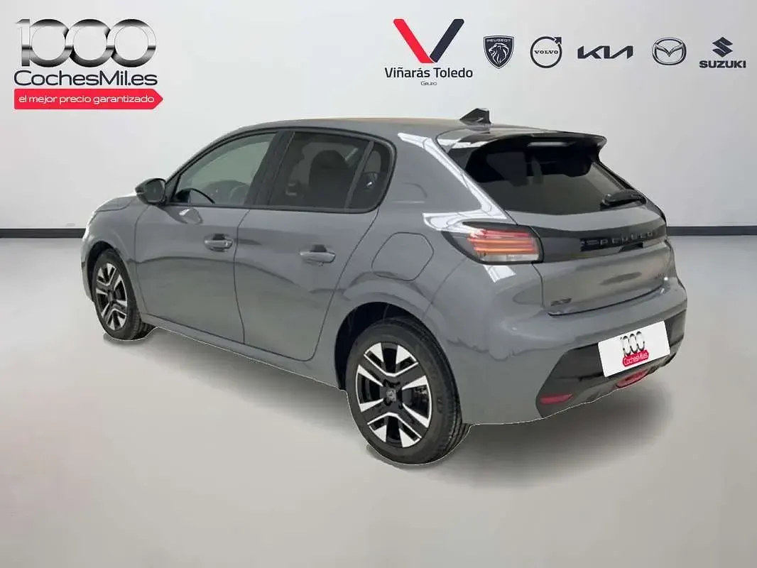 Usado Peugeot 208 Allure 110 CV (80 kW) 2025 Gris Utilitario