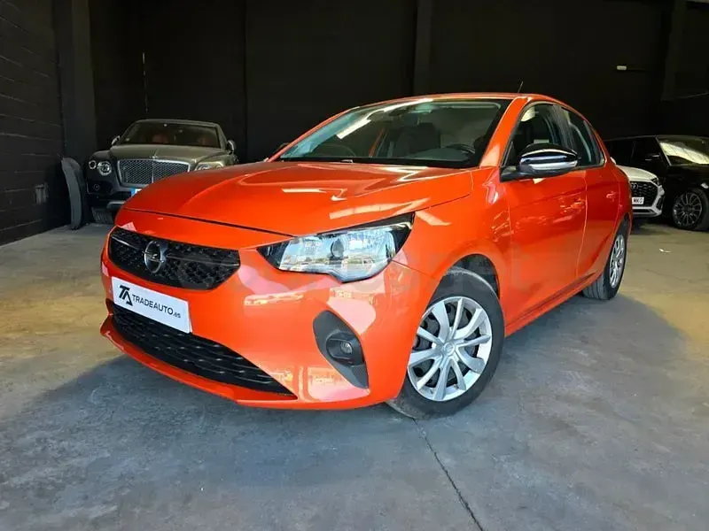 Usado Opel Corsa Selective 85 CV (62 kW) 2020 Naranja Utilitario