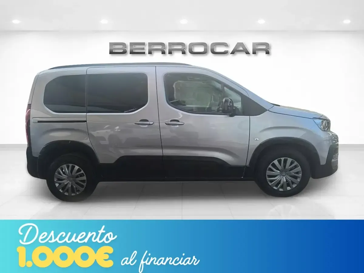 Usado Peugeot Rifter Allure 100 CV (73 kW) 2023 Gris Monovolumen