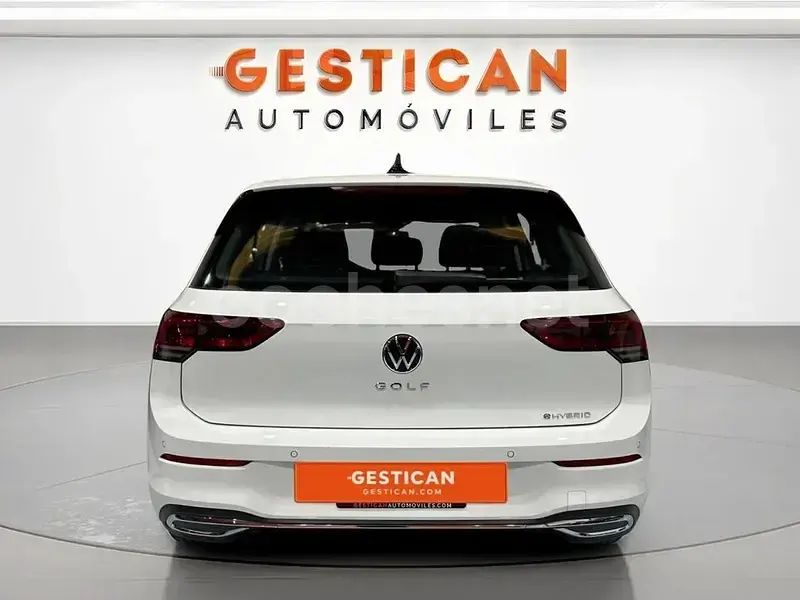 Usado VW Golf VIII Style 204 CV (150 kW) 2025 Blanco Berlina