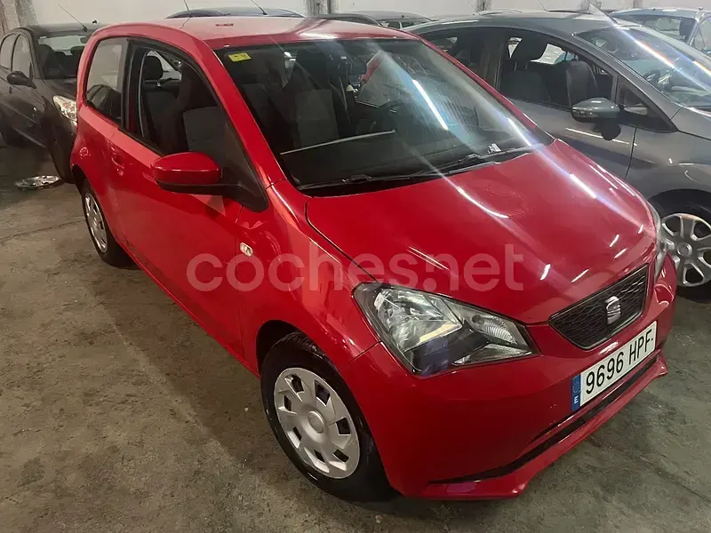 Usado Seat Mii Ecomotive 60 CV (44 kW) 2013 Rojo Utilitario