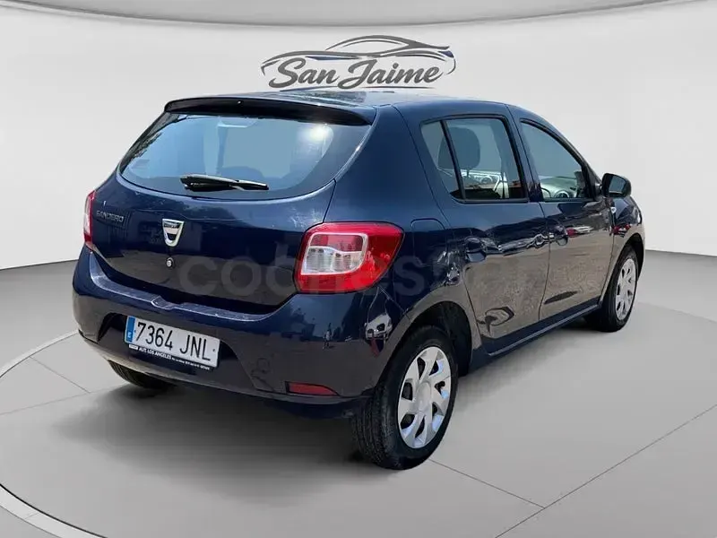Usado Dacia Sandero Ambiance 75 CV (55 kW) 2016 Azul Berlina