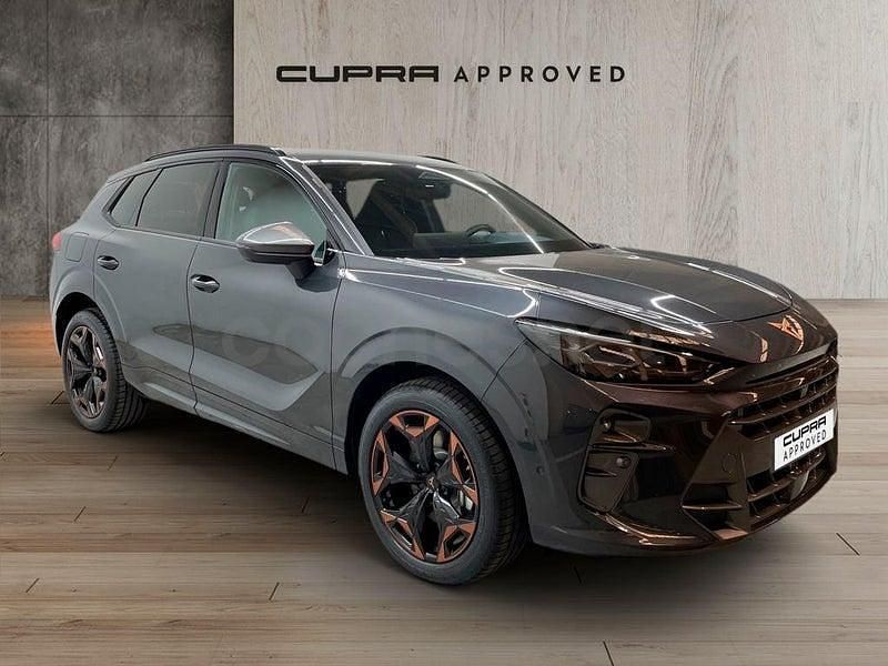Usado Cupra Terramar 204 CV (150 kW) 2025 Gris / plata SUV