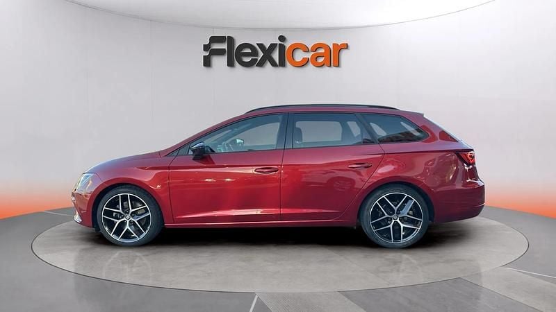 Usado Seat Leon ST FR 150 CV (110 kW) 2020 Rojo Familiar