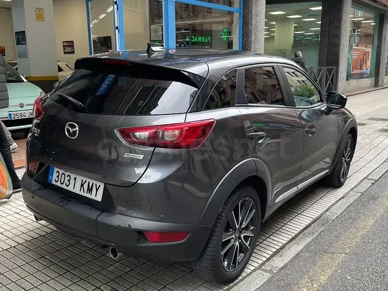 Usado Mazda CX-3 Luxury 150 CV (110 kW) 2018 Gris / plata SUV