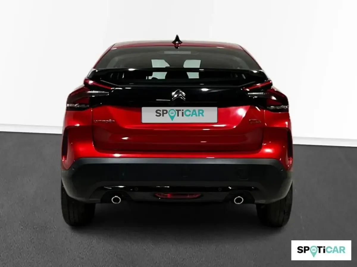 Usado Citroën C4 136 CV (100 kW) 2024 Rojo SUV