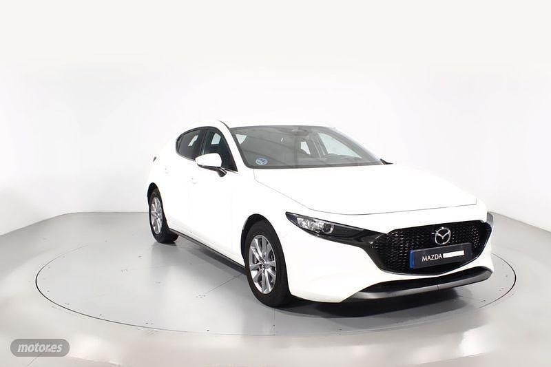 Blanco Usado 2024 Mazda 3 Prime-Line Berlina | 24.900 € (Un poco caro) - Imagen 1/4
