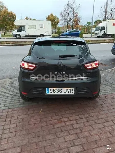 Usado Renault Clio IV LIMITED 90 CV (66 kW) 2016 Negro Berlina