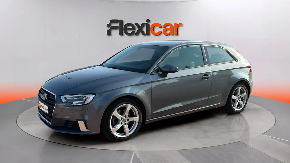 Usado Audi A3 Sport 110 CV (80 kW) 2017 Gris Berlina