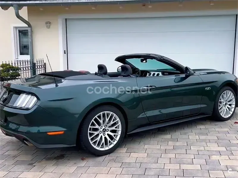 Usado Ford Mustang GT 418 CV (307 kW) 2017 Verde Descapotable