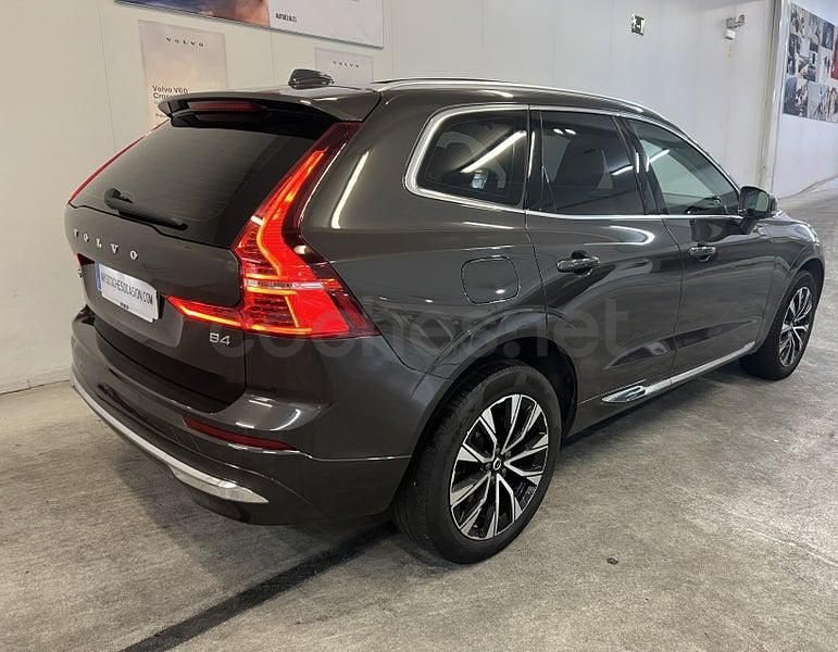 Usado Volvo XC60 Plus 197 CV (144 kW) 2023 Gris / plata SUV