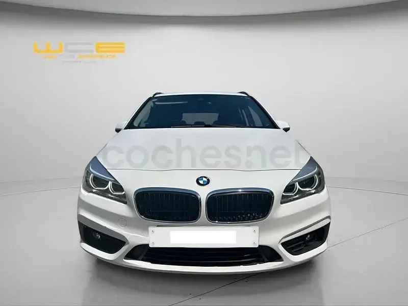 Usado BMW 225 Active Tourer 224 CV (164 kW) 2016 Blanco Monovolumen