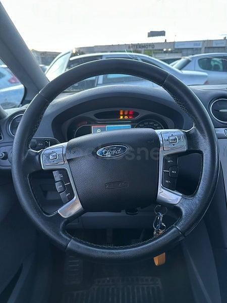 Usado Ford S-MAX Trend 140 CV (102 kW) 2009 Azul Monovolumen