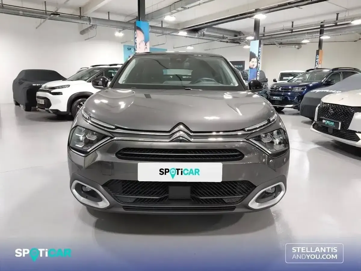 Usado Citroën C4 131 CV (96 kW) 2024 Gris SUV