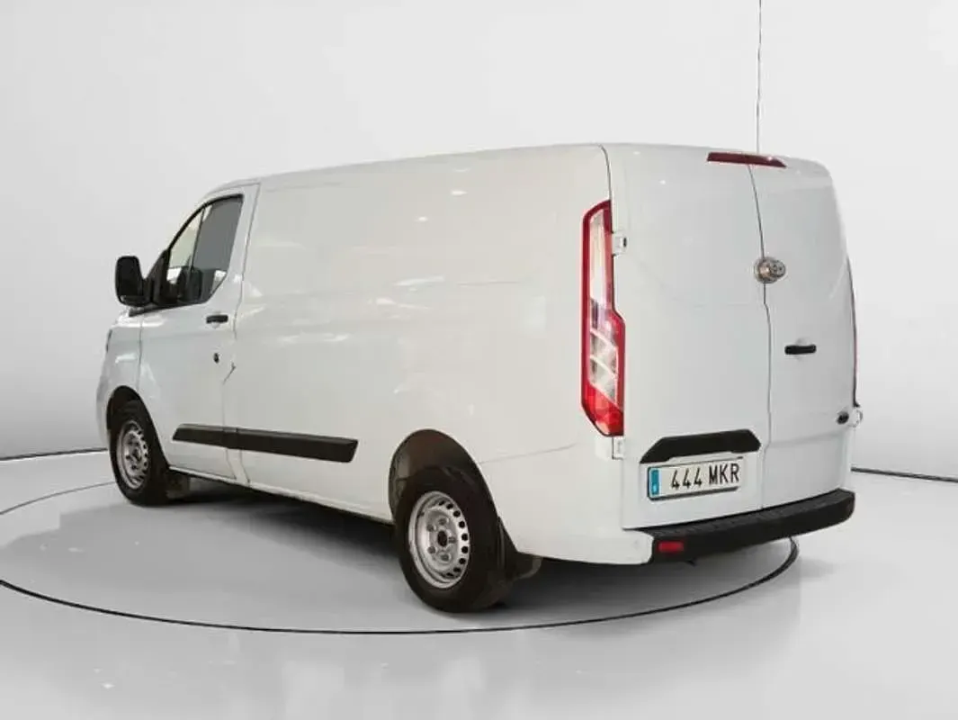 Usado Ford Transit Custom Trend 131 CV (96 kW) 2023 Blanco Van