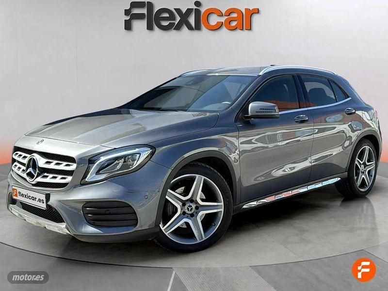 Usado Mercedes GLA220 177 CV (130 kW) 2018 Gris SUV
