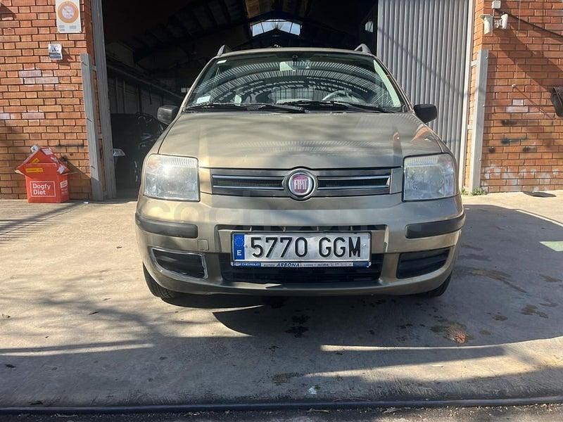 Usado Fiat Panda Dynamic 60 CV (44 kW) 2008 Beige Utilitario