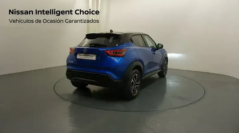 Usado Nissan Juke N-Connecta 114 CV (83 kW) 2025 Magnetic blue black metalizado SUV