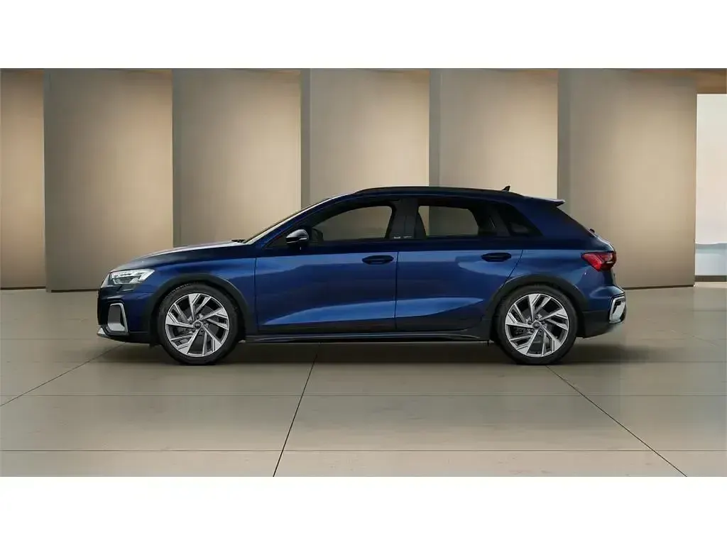Nuevo Audi A3 S-Line 204 CV (150 kW) 2026 Azul Berlina