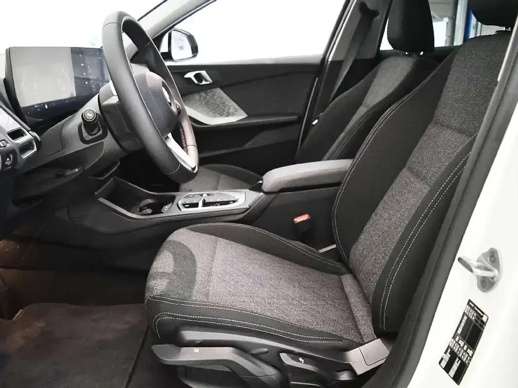 Usado BMW 116 170 CV (125 kW) 2025 Blanco Utilitario
