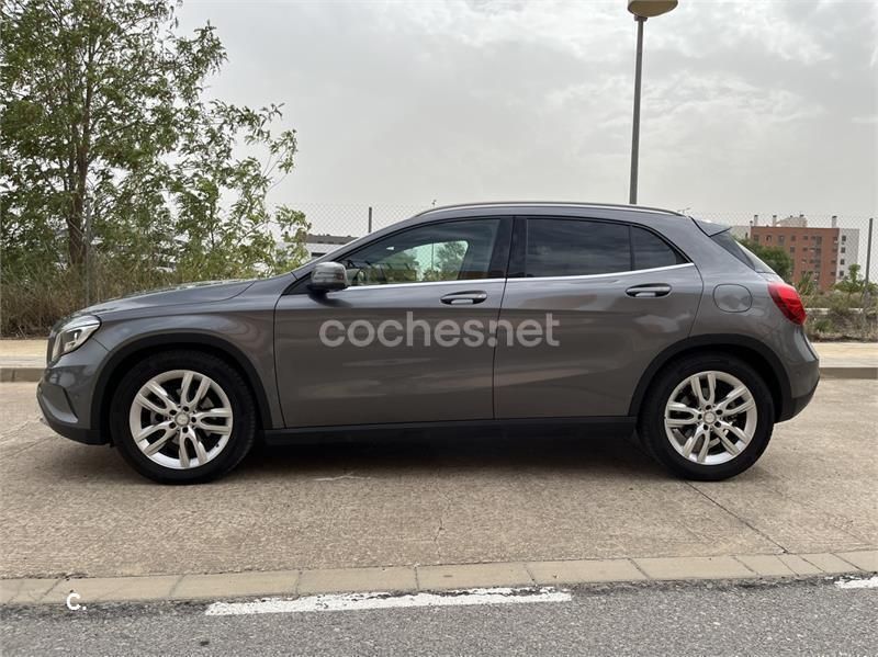 Gris / plata Usado 2016 Mercedes GLA220 Urban SUV | 23.000 € (Precio justo) - Imagen 1/4