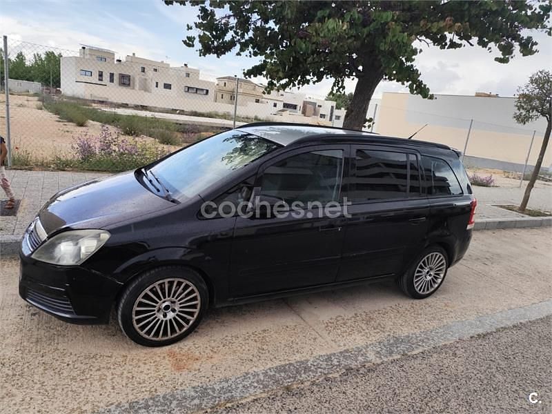 Negro Usado 2007 Opel Zafira Enjoy Monovolumen | 4100 € (Precio justo) - Imagen 1/4