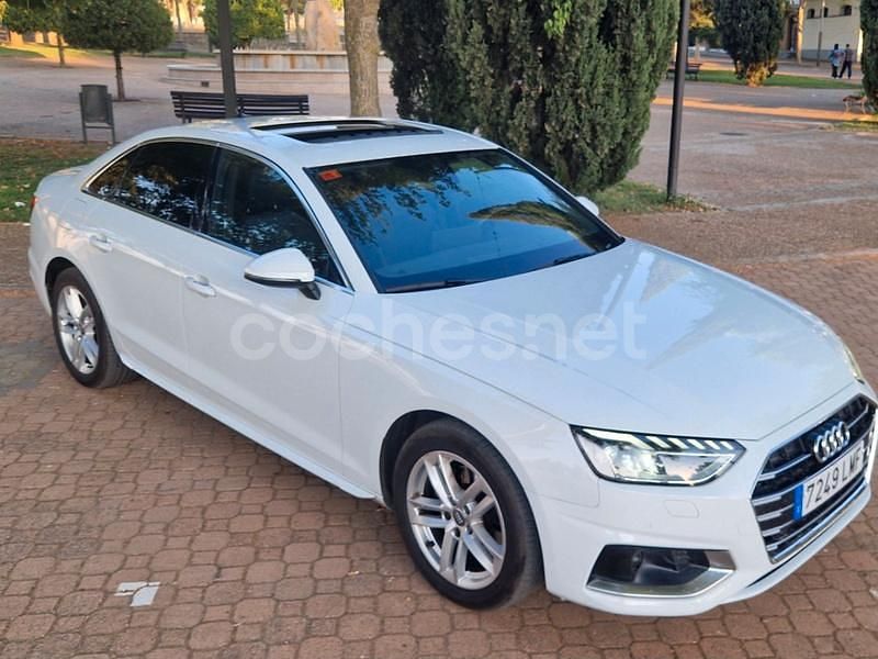 Usado Audi A4 163 CV (119 kW) 2021 Blanco Berlina