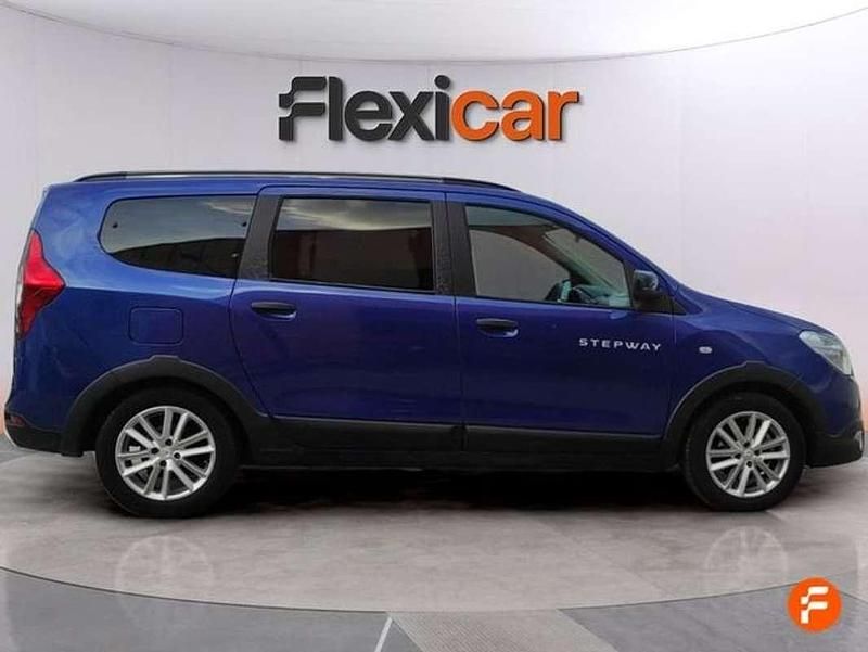Usado Dacia Lodgy Comfort 116 CV (85 kW) 2020 Azul Monovolumen