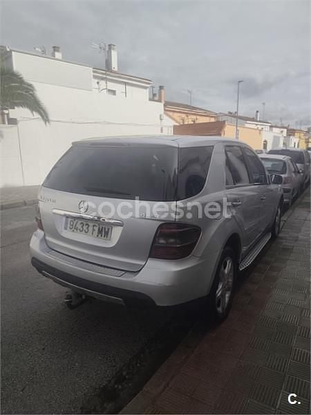 Usado Mercedes ML280 190 CV (139 kW) 2007 Gris / plata SUV