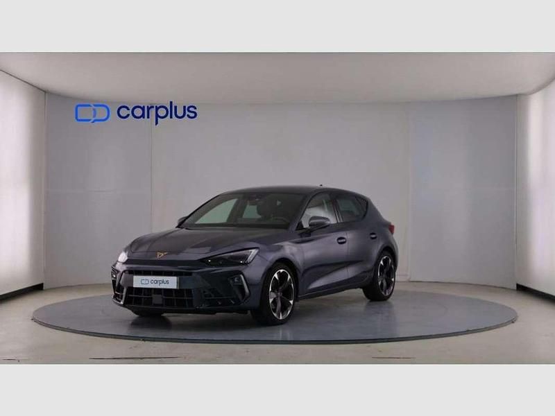 Usado Cupra Leon 150 CV (110 kW) 2025 Gris Utilitario