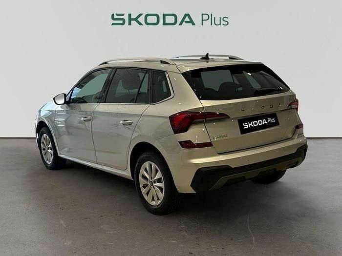 Gris plata Usado 2025 Skoda Kamiq Selection SUV | 22.390 € (Precio justo) - Imagen 1/4