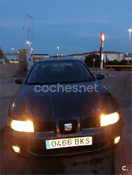 Usado Seat Toledo Stella 110 CV (80 kW) 2001 Verde Berlina