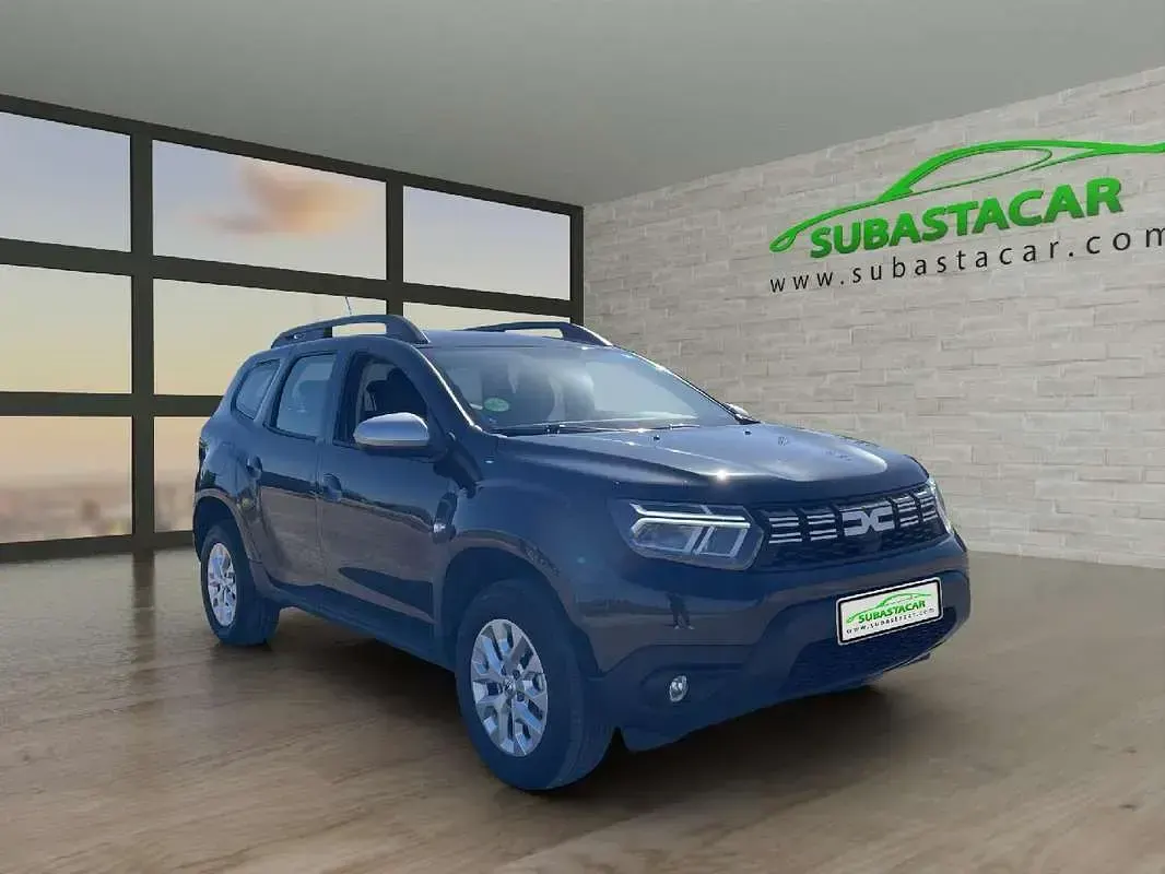 Usado Dacia Duster Expression 116 CV (85 kW) 2023 Gris SUV