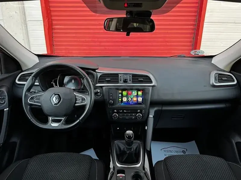 Usado Renault Kadjar Life 130 CV (95 kW) 2018 Granate SUV