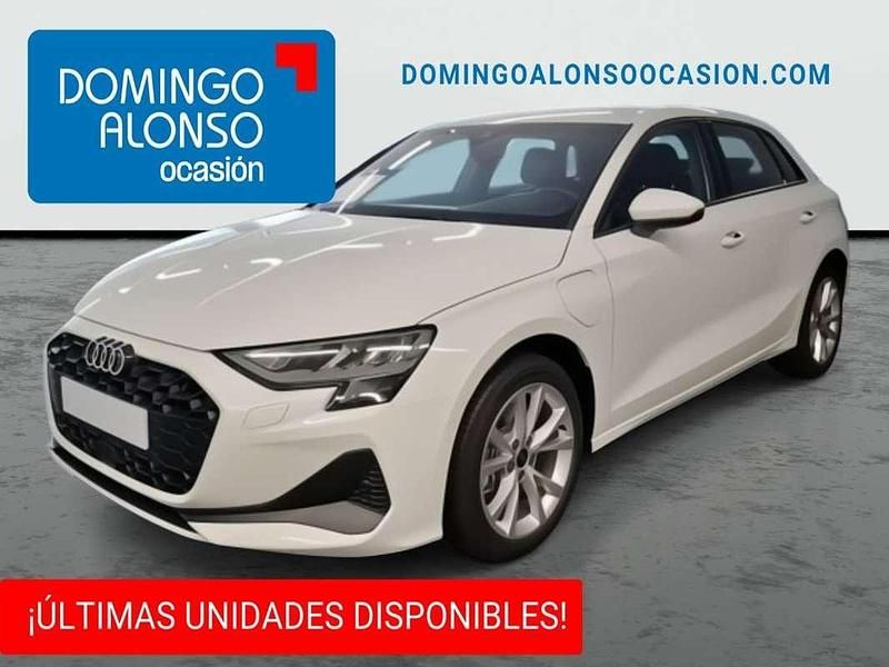 Blanco Nuevo 2025 Audi A3 Sportback e-tron Berlina | 35.690 € (Precio justo) - Imagen 1/4