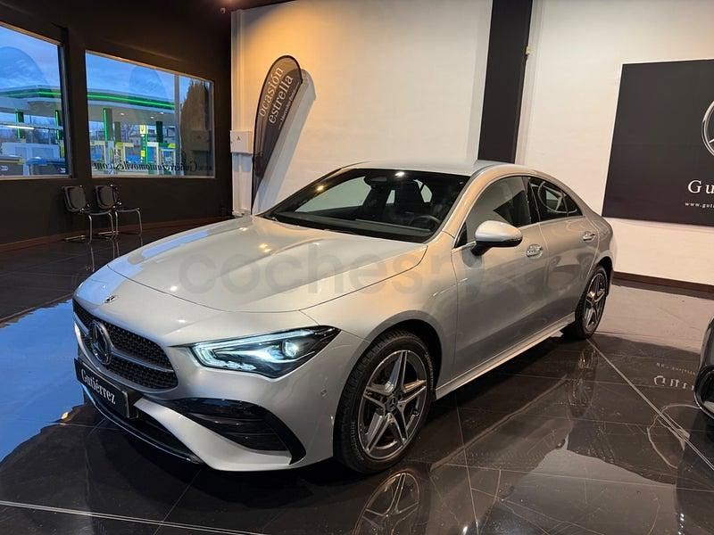Usado Mercedes CLA250e 218 CV (160 kW) 2024 Gris / plata Berlina