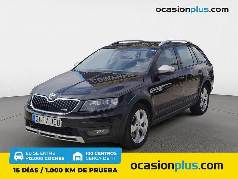 Negro Usado 2015 Skoda 105 Berlina | 12.890 € - Imagen 1/4