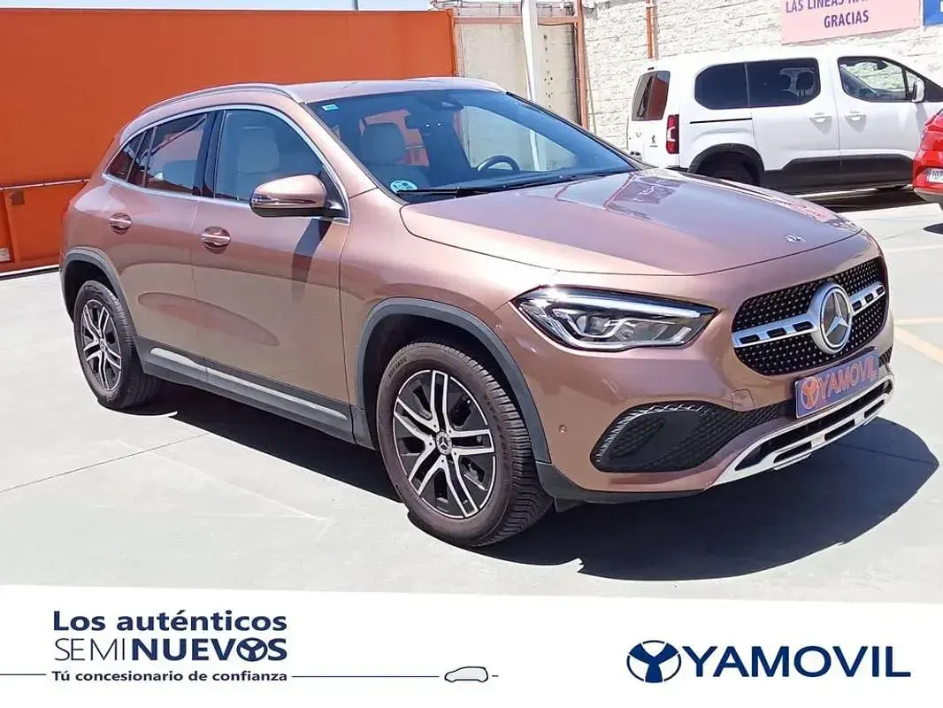 Usado Mercedes GLA180 136 CV (100 kW) 2022 SUV