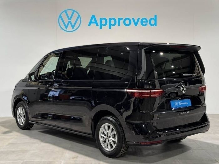 Negro Usado 2024 VW Multivan | 47.990 € (Buen precio) - Imagen 1/4